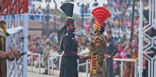 Vance Urges Pakistan to Join Forces with India in Fight Against Militants Vance Urges Pakistan to Join Forces with India in Fight Against Militants