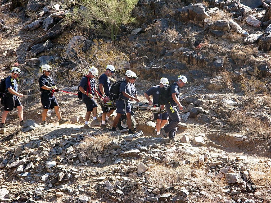 Tragic Loss: Hiker Passes Away Following Rescue from Popular Phoenix Mountain Trail Tragic Loss: Hiker Passes Away Following Rescue from Popular Phoenix Mountain Trail