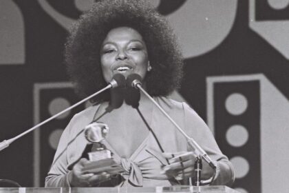 Grammy Winner Roberta Flack Honored in Heartfelt Washington, DC Tribute