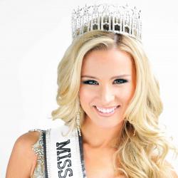 Miss Washington Shines at the 2014 Miss USA Pageant