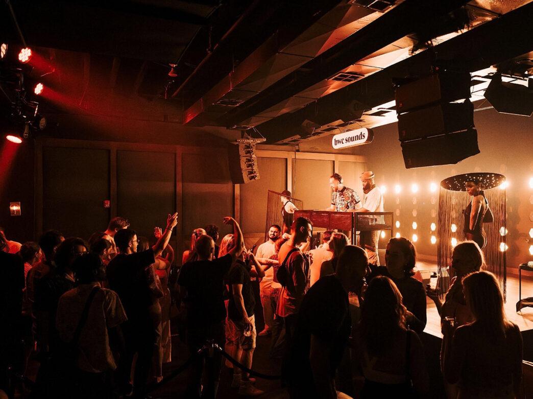Vinyl: Exciting New Music Venue and Bar Opens in Center City Vinyl: Exciting New Music Venue and Bar Opens in Center City