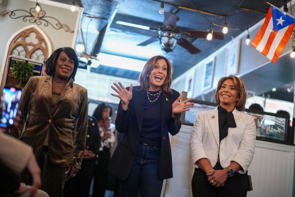 WATCH: Harris Energizes Voters at Philadelphia Community Center in Crucial Pennsylvania Swing State WATCH: Harris Energizes Voters at Philadelphia Community Center in Crucial Pennsylvania Swing State