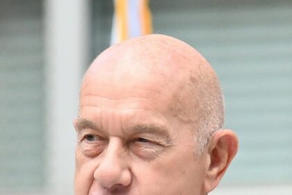 John Whitmire Sparks Controversy by Attending GOP Rep. Dan Crenshaw Fundraiser, Draws ‘MAGA Mayor’ Criticism