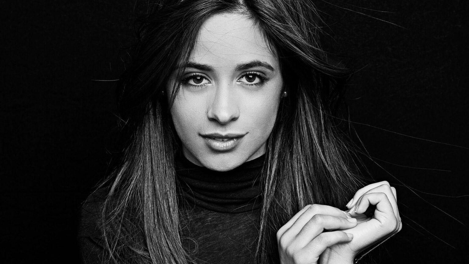 Singer Camila Cabello Opens Up About Her Journey Crossing the Mexico-US Border Singer Camila Cabello Opens Up About Her Journey Crossing the Mexico-US Border
