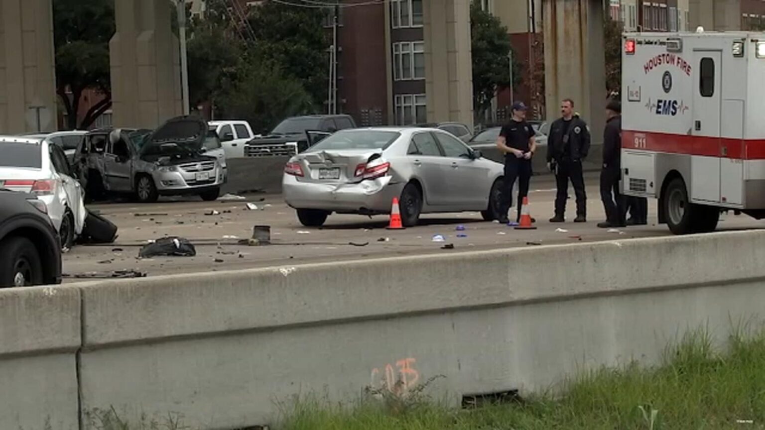 Deadly Houston Shootout Leaves One Dead and Many Wounded in Chaotic Violence Deadly Houston Shootout Leaves One Dead and Many Wounded in Chaotic Violence