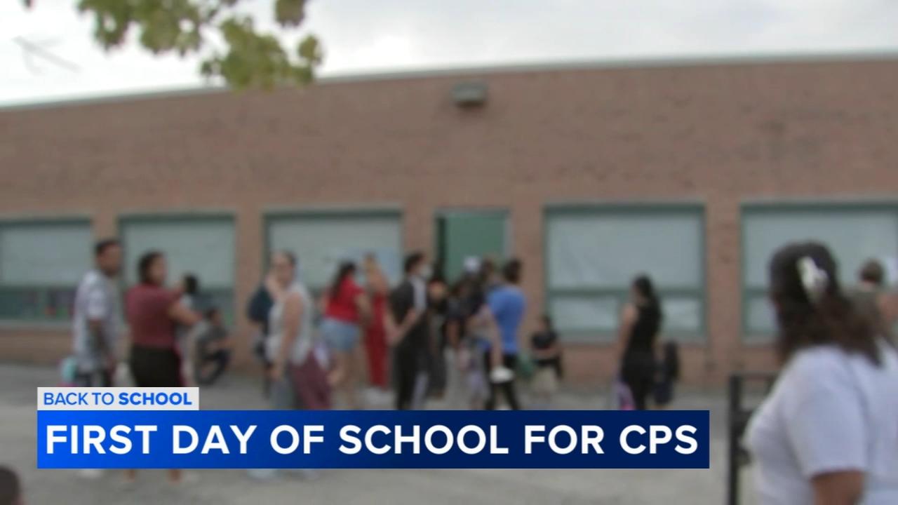 Chicago Public Schools Students Return to Class Monday, August 26 Chicago Public Schools Students Return to Class Monday, August 26