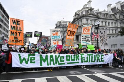 Thousands Unite in a Powerful People’s March Through Washington DC