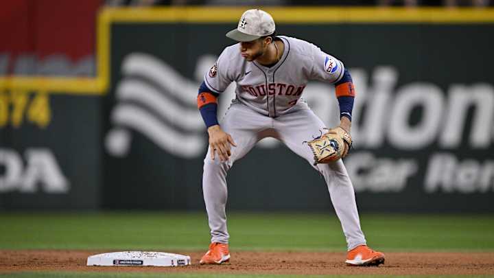 Astros Manager Explains Why Star Infielder is Getting Sunday Off: ‘He Plays So Hard Astros Manager Explains Why Star Infielder is Getting Sunday Off: ‘He Plays So Hard