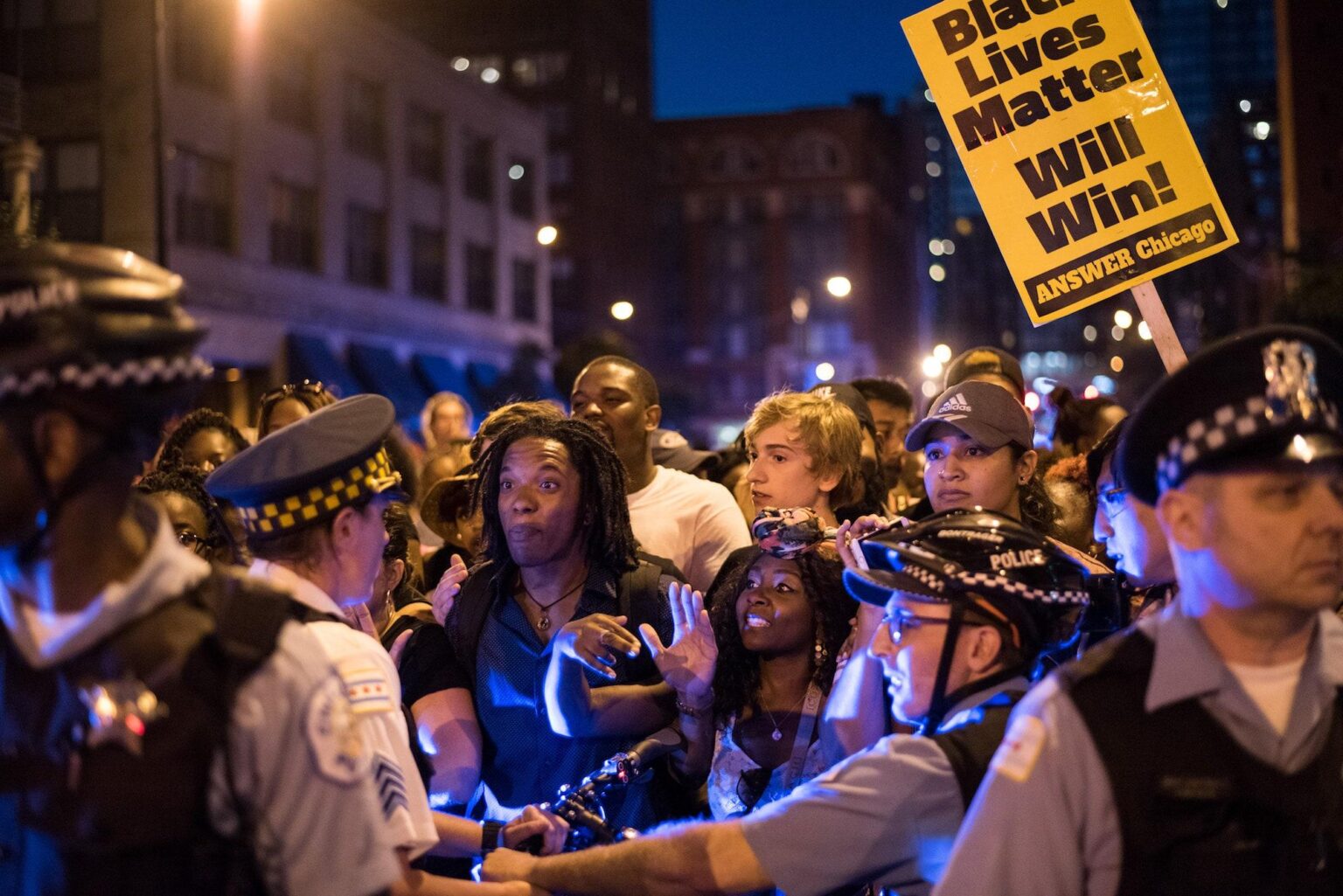 Chicago Crime Alert: Group Linked to 17 Armed Robberies Across South and Southwest Sides Chicago Crime Alert: Group Linked to 17 Armed Robberies Across South and Southwest Sides