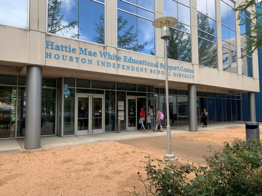 TEA names Anastasia Anderson as new Houston ISD conservator – Houston Public Media TEA names Anastasia Anderson as new Houston ISD conservator – Houston Public Media