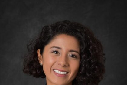 Commissioners vote no on sending Harris County Judge Lina Hidalgo to Paris – Houston Chronicle