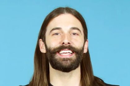 Stylist Jonathan Van Ness Opens Up About Chicago, Politics, and Wigs Ahead of the Exciting ‘Fab Five Live’ Tour