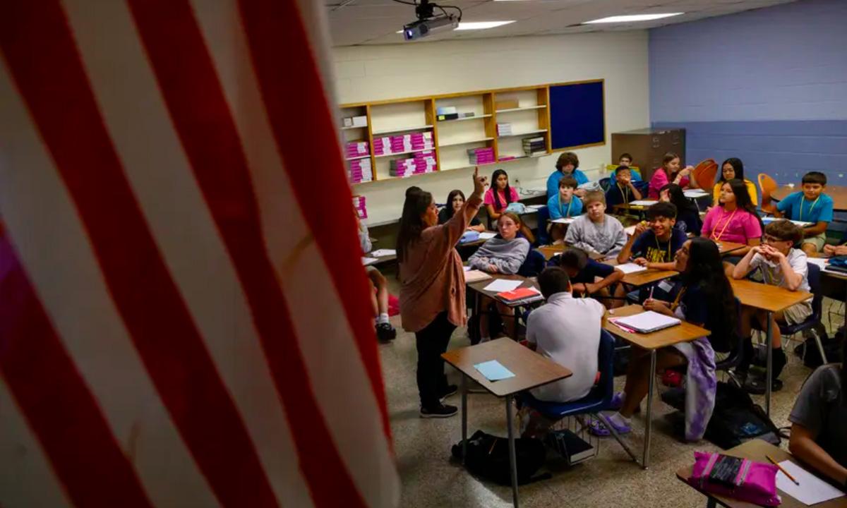 Texas high school students’ STAAR scores show gains in STEM fields, struggles in reading and literacy – The Texas Tribune Texas high school students’ STAAR scores show gains in STEM fields, struggles in reading and literacy – The Texas Tribune