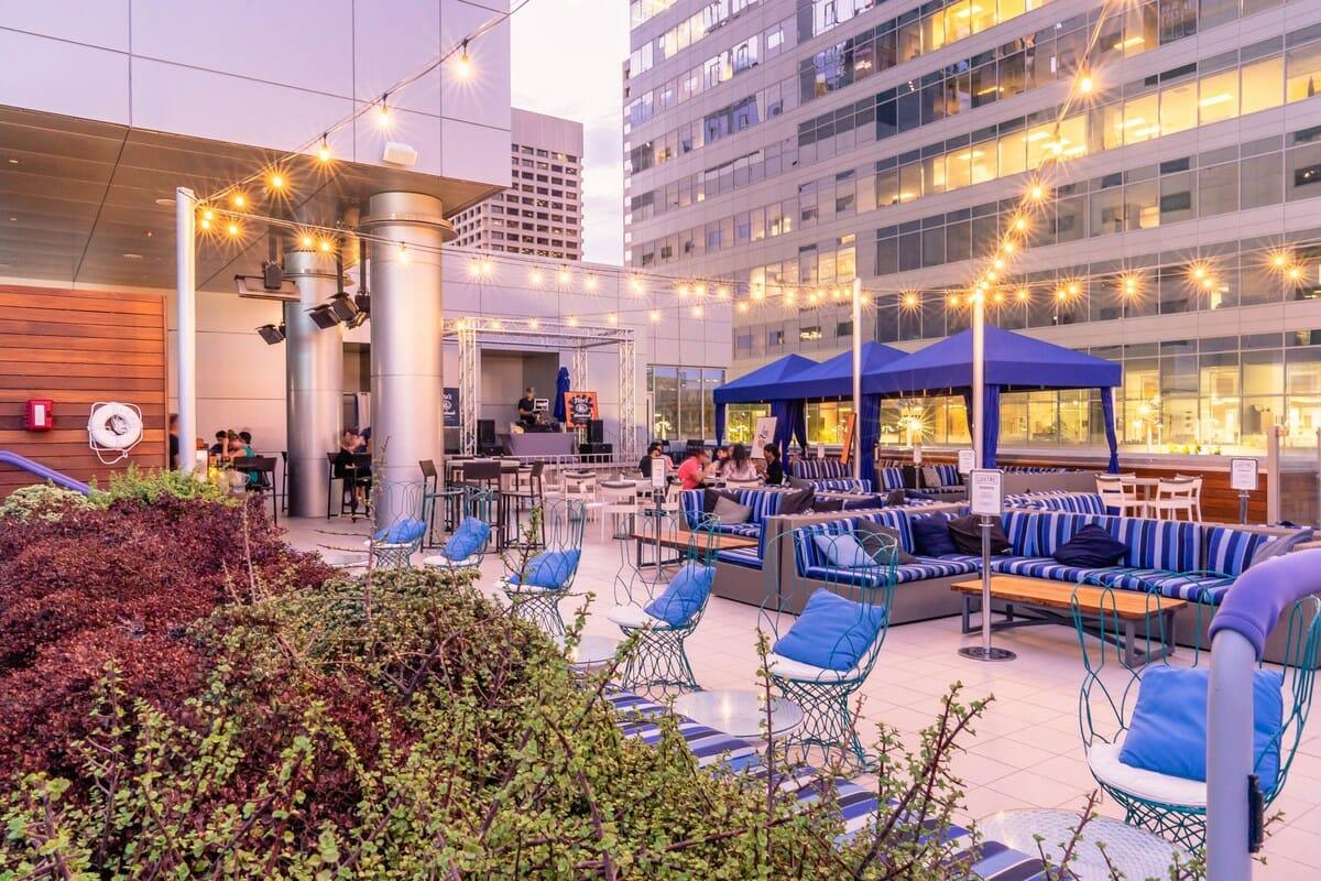Discover the 25 Best Bars to Experience in Metro Phoenix Discover the 25 Best Bars to Experience in Metro Phoenix