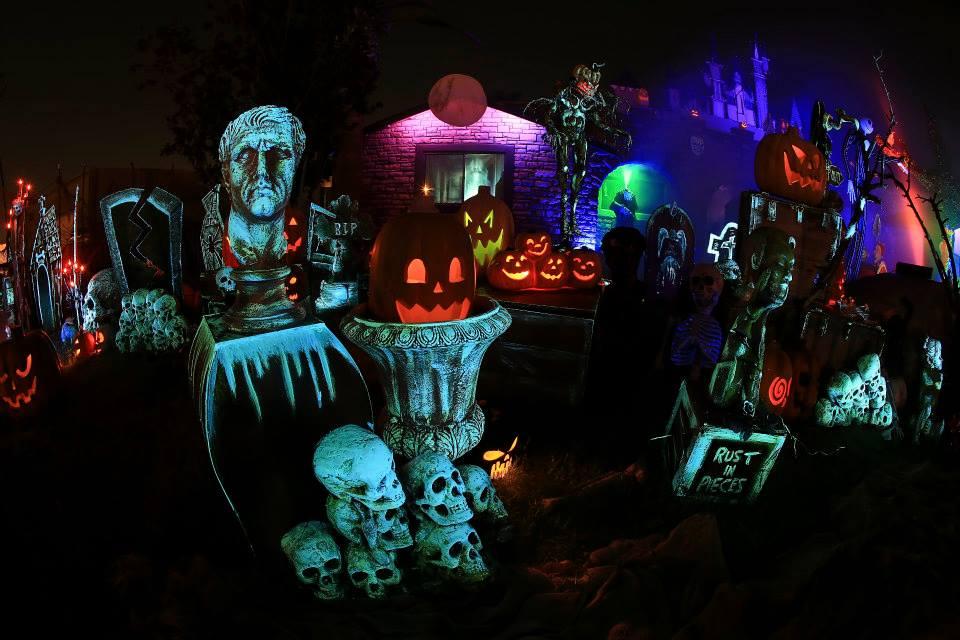 Discover Phoenix’s Most Terrifying Haunted Houses: Fear Farm, 13th Floor, and More! Discover Phoenix’s Most Terrifying Haunted Houses: Fear Farm, 13th Floor, and More!