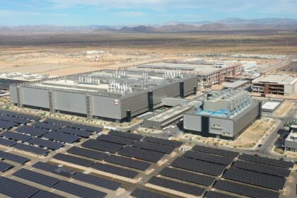 US Tech Giant Unveils Ambitious  Billion Chip Manufacturing Mega-Plant in Arizona