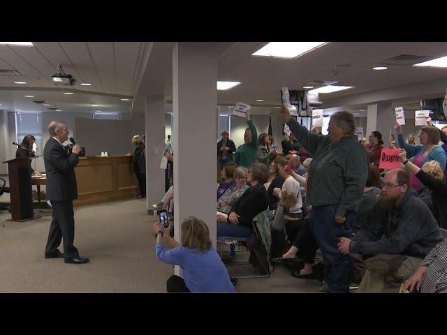 Angry Voters Confront GOP Lawmaker in Fiery Washington Town Hall Angry Voters Confront GOP Lawmaker in Fiery Washington Town Hall