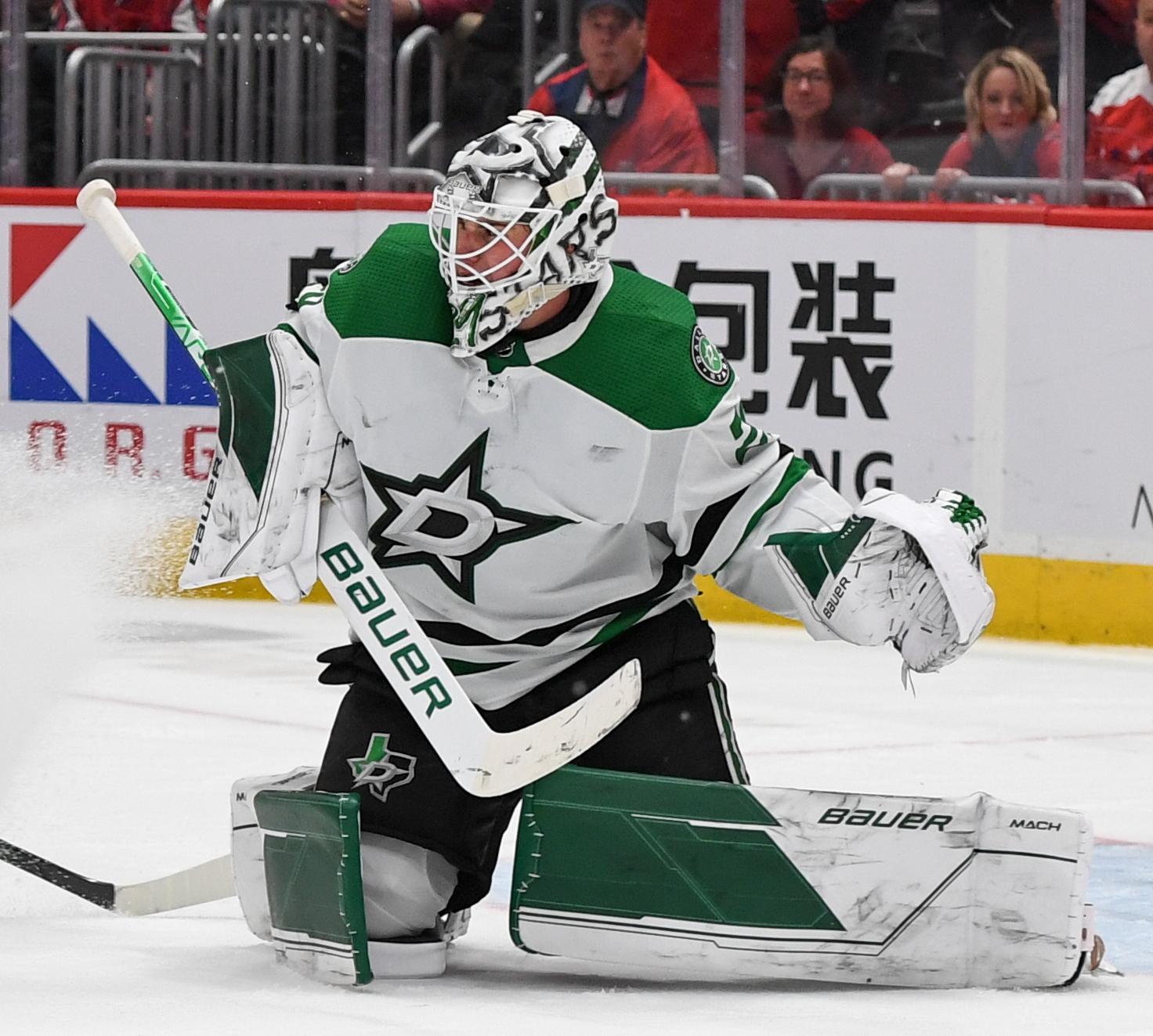 Oettinger vs. Hellebuyck: The Ultimate American Goalie Showdown Oettinger vs. Hellebuyck: The Ultimate American Goalie Showdown