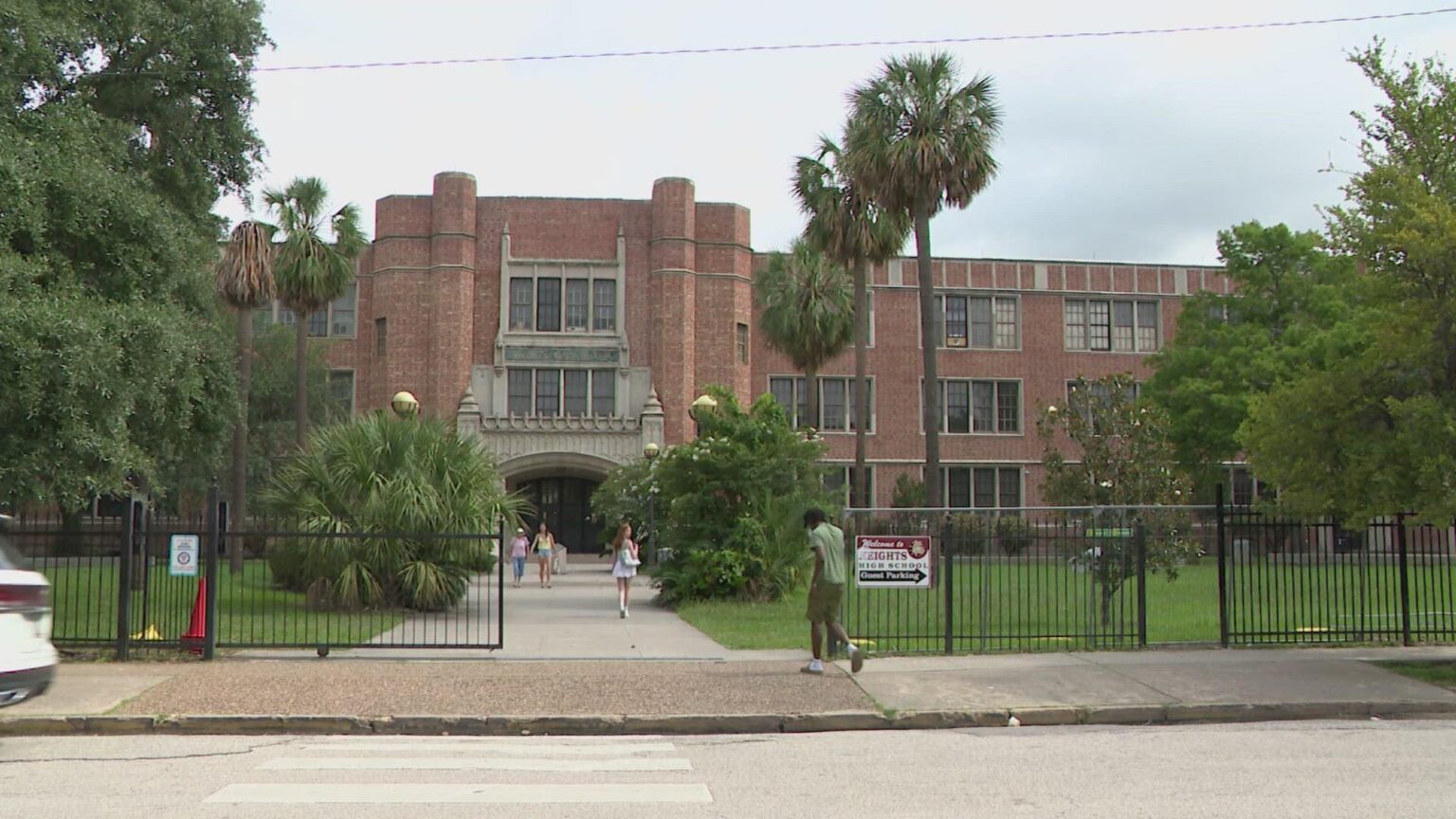 Heights School Closes Early Amid Air Conditioning Issues