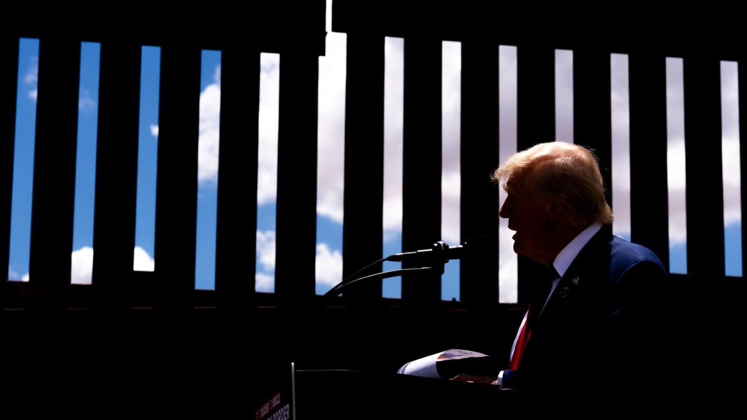 Debunking Donald Trump’s False Claims Linking Mexican Immigrants to Crime Debunking Donald Trump’s False Claims Linking Mexican Immigrants to Crime
