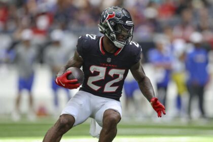Houston Texans Shake Up Backfield: Nick Chubb Joins the RB Depth Chart