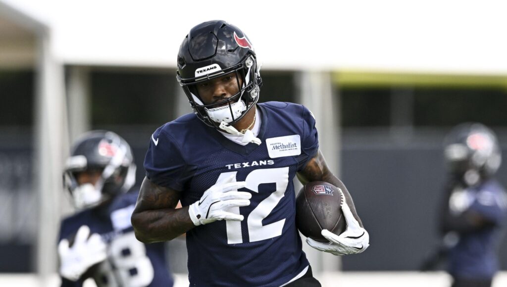 Analyst Uncovers How the Houston Texans Could Face Major Collapse Analyst Uncovers How the Houston Texans Could Face Major Collapse