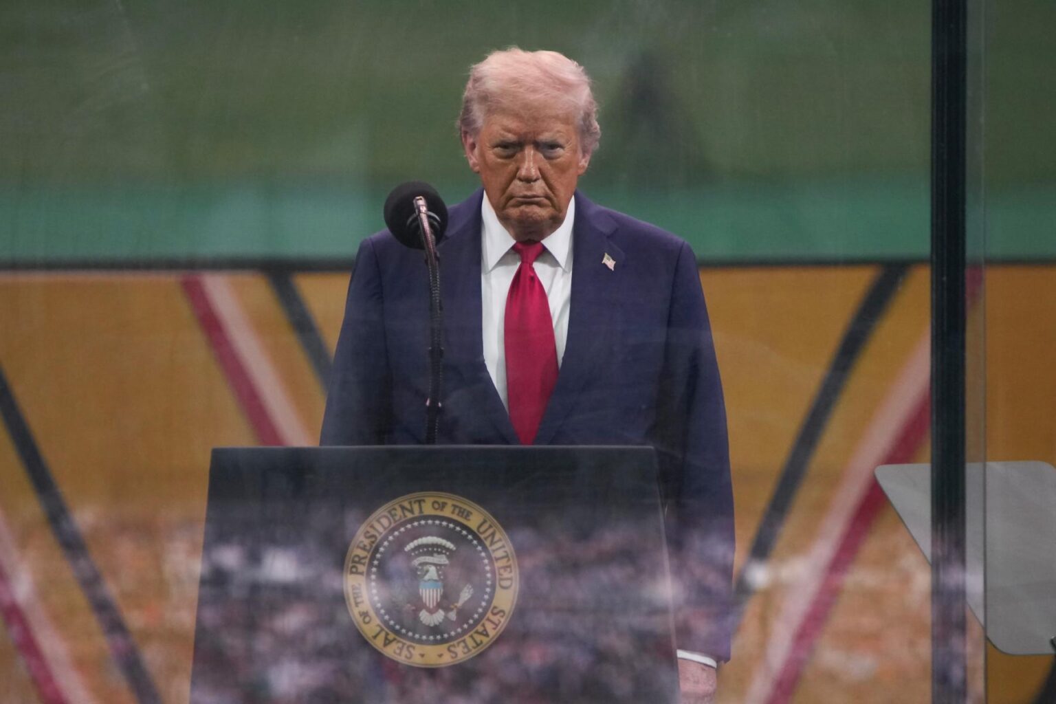 ‘Let’s celebrate his birthday, too’: Trump marches military into uncharted territory with Washington parade – The Boston Globe ‘Let’s celebrate his birthday, too’: Trump marches military into uncharted territory with Washington parade – The Boston Globe