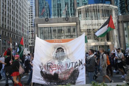 Thousands Rally Across Chicago and Beyond in Powerful ‘No Kings’ Protests Against Trump Policies