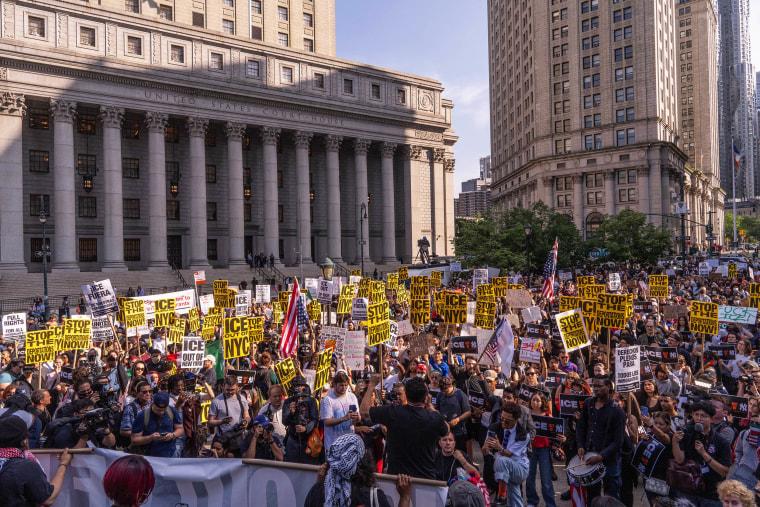 Photos Capture Nationwide Uprising Against Immigration Raids Photos Capture Nationwide Uprising Against Immigration Raids