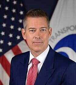 US Transportation Secretary Visits San Diego Airport, Calls on Congress to Pass the ‘Big Beautiful Bill’