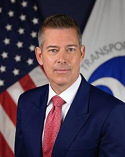 US Transportation Secretary Visits San Diego Airport, Calls on Congress to Pass the ‘Big Beautiful Bill’ US Transportation Secretary Visits San Diego Airport, Calls on Congress to Pass the ‘Big Beautiful Bill’