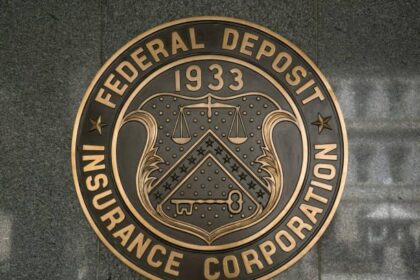 Discover How the Federal Deposit Insurance Corporation (FDIC) Protects Your Money