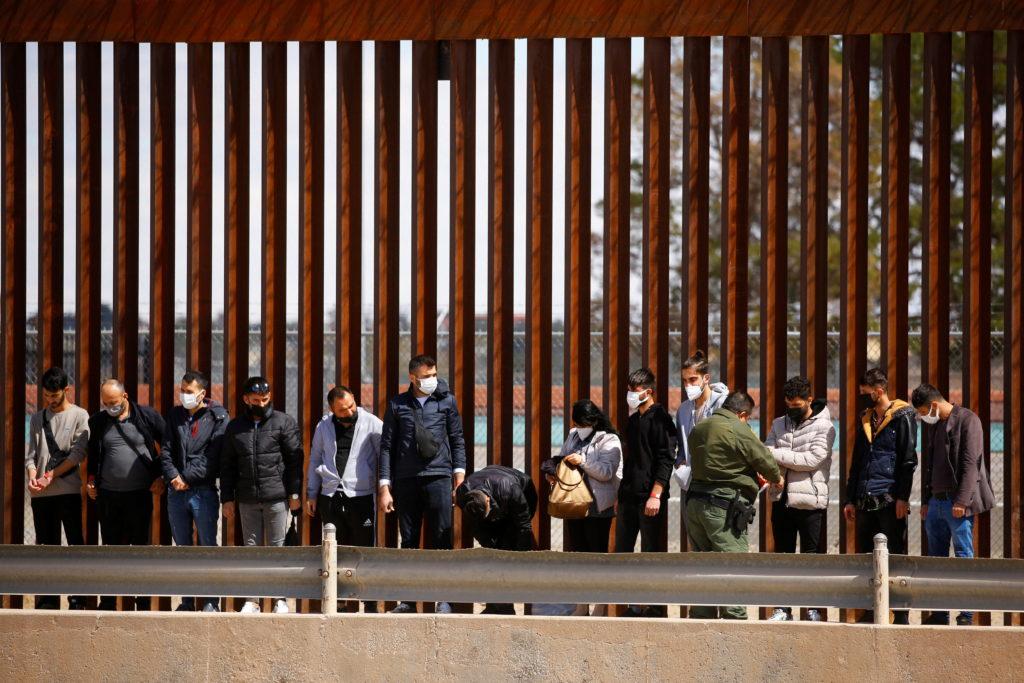 The politics of immigration play differently along the US-Mexico border – San Diego Union-Tribune The politics of immigration play differently along the US-Mexico border – San Diego Union-Tribune