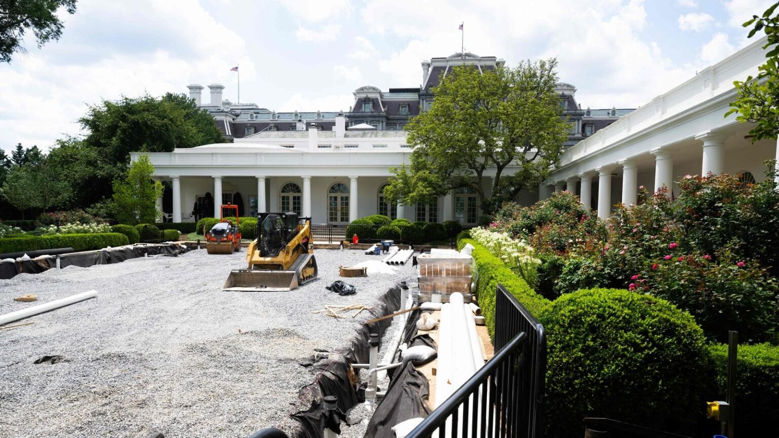White House Bulldozes Rose Garden to Kick Off Trump’s Controversial Paving Project White House Bulldozes Rose Garden to Kick Off Trump’s Controversial Paving Project