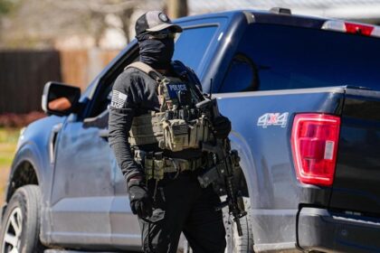 New Data Reveals Most People Arrested in U.S. Immigration Raids Have No Criminal Record