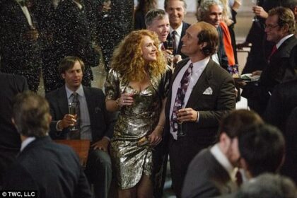How Bryce Dallas Howard Mastered Playing Drunk in ‘Deep Cover’ Without Ever Drinking Alcohol