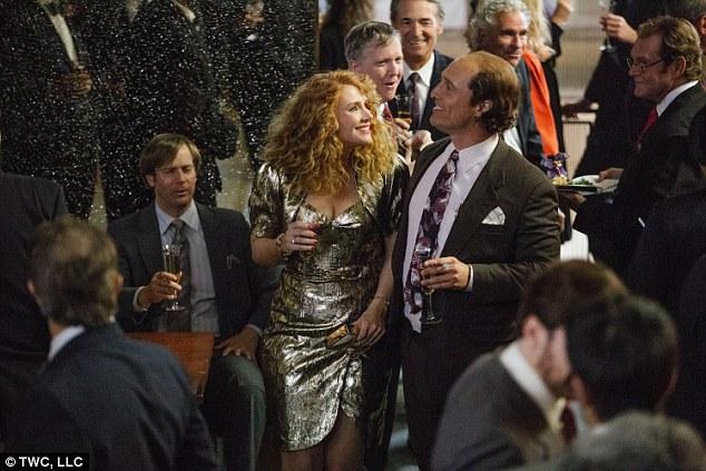 How Bryce Dallas Howard Mastered Playing Drunk in ‘Deep Cover’ Without Ever Drinking Alcohol How Bryce Dallas Howard Mastered Playing Drunk in ‘Deep Cover’ Without Ever Drinking Alcohol