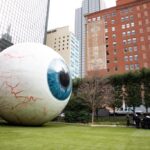Dallas’ giant eyeball sculpture was vandalized with a message. Here’s what the artist thinks about that. – Dallas News