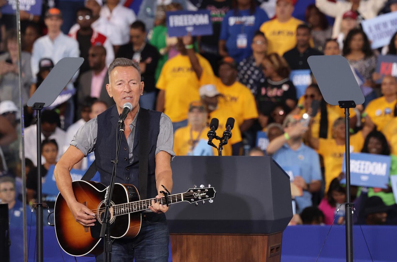 Springsteen and Obama Rally for Harris at Temple; Walz Campaigns in West Philly; Trump Heads to Delco Springsteen and Obama Rally for Harris at Temple; Walz Campaigns in West Philly; Trump Heads to Delco