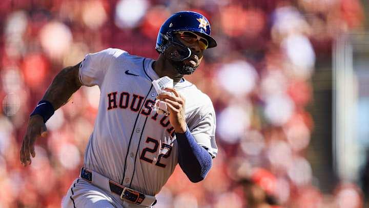 Astros Veteran Outfielder Making Major Strides in Comeback from Injury Astros Veteran Outfielder Making Major Strides in Comeback from Injury