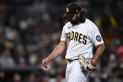 Former Padres Pitcher Elects to Leave Phillies, Head to Free Agency – Sports Illustrated
