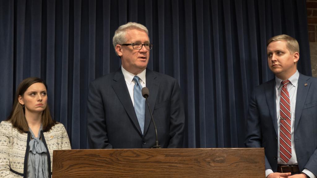 Illinois Republicans Face Setbacks Across the State Illinois Republicans Face Setbacks Across the State