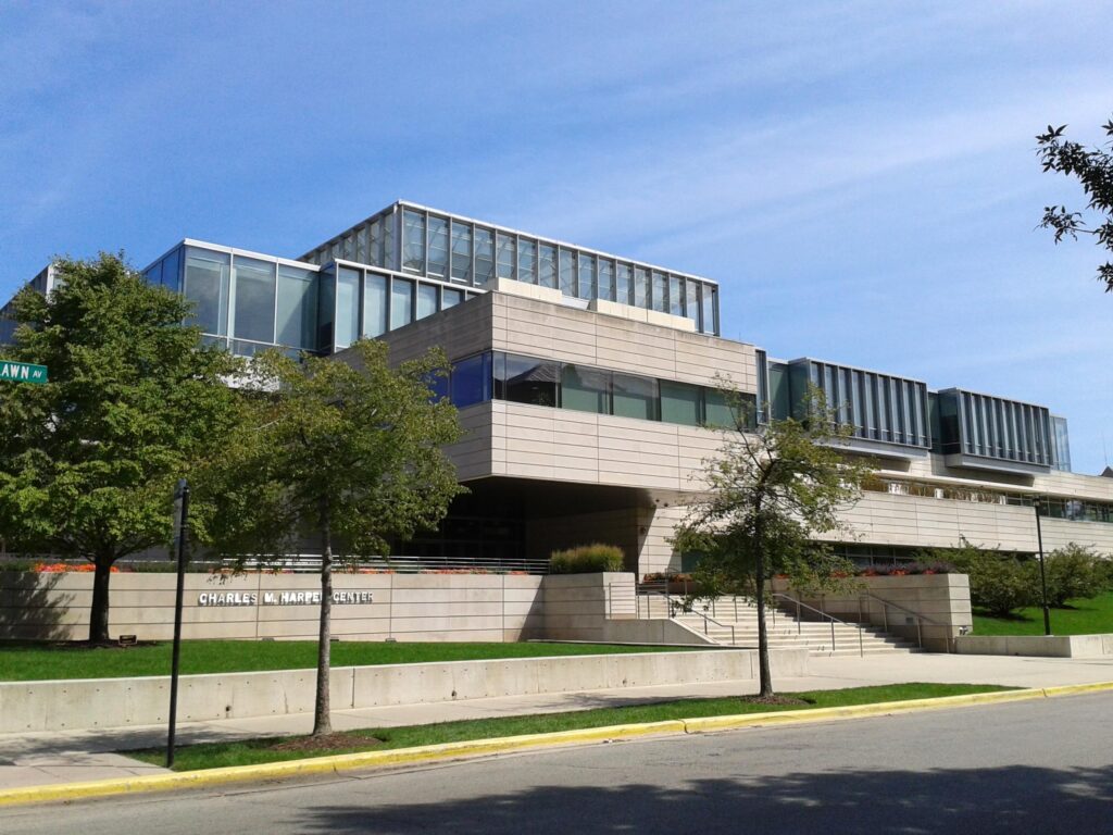 Discover Excellence at The University of Chicago Booth School of Business London Campus Discover Excellence at The University of Chicago Booth School of Business London Campus