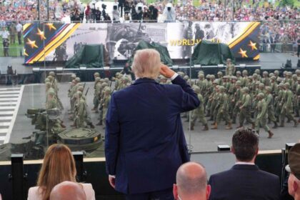 Trump Returns to Washington After NATO Summit; Announces Upcoming U.S.-Iran Meeting Next Week