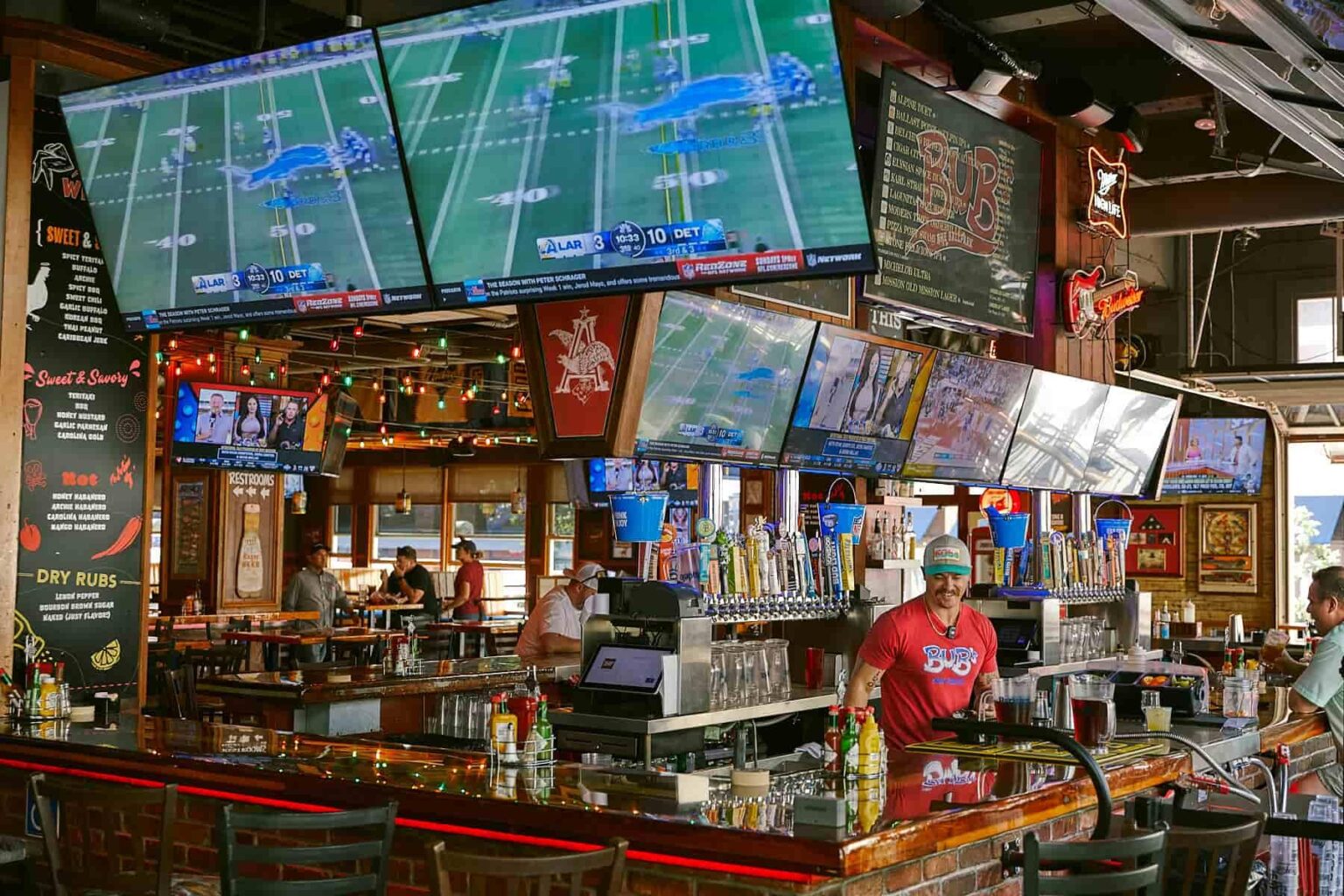 The Ultimate Guide to San Diego’s Best Sports Bars for Game Day Fun