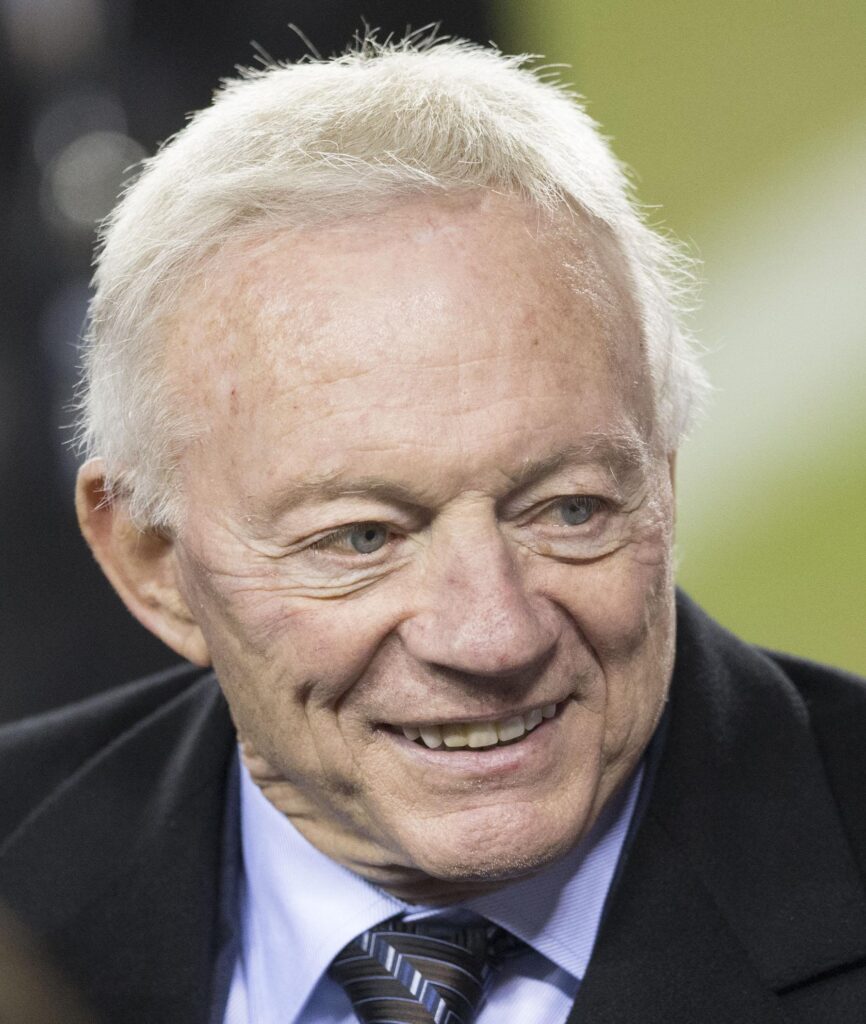 Jerry Jones Fires Back Over Sun Glare Question Following Cowboys’ Loss at AT&T Stadium Jerry Jones Fires Back Over Sun Glare Question Following Cowboys’ Loss at AT&T Stadium