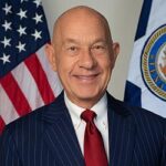 Resolutions hoping to admonish Mayor Whitmire grow to 100 Democratic signatures – Houston Chronicle