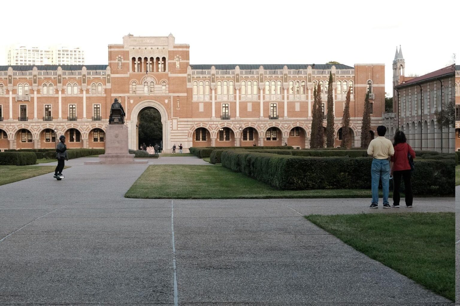 Discover the 5 Texas Universities Ranked Among the Top 100 Best Colleges for 2025 Discover the 5 Texas Universities Ranked Among the Top 100 Best Colleges for 2025