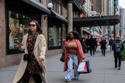 How Tariff Turmoil Shook Consumer Confidence in Chicago