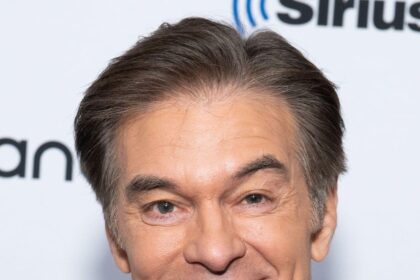 Mehmet Oz Meets Kensington Officials, Defends Medicaid Cuts During Philadelphia Visit